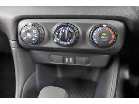 2022 Toyota Yaris 1.0 AUTO PETROL *9"ANDROID CAR PLAYER*REVERSE CAM* €17,880 thumbnail