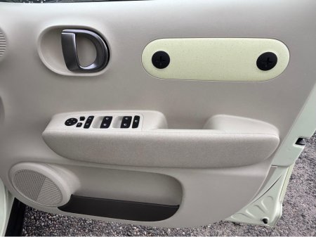 2025 Hyundai Inster ELEGANCE 49KWH 5DR AUTO €21,650 thumbnail