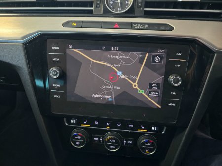 2019 Volkswagen Passat - thumbnail 18