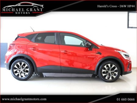 2023 Renault Captur - thumbnail 4