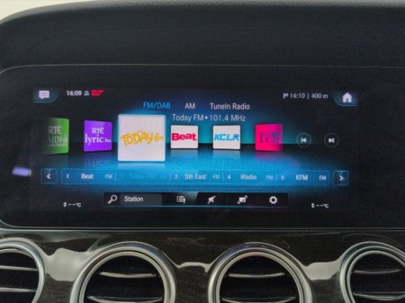 2022 Mercedes-Benz E Class D E 220 D E 220 D AVANTGARDE 4DR AUTO €43,950 thumbnail