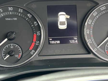 2022 Skoda Octavia - thumbnail 19