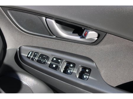 2020 Hyundai Kona - thumbnail 15