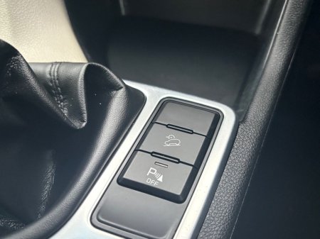 2019 Kia Sportage K3 5DR, Touch Screen Infotainment System, Heated Steering Wheel, Bluetooth, Lane Departure Warning, Reversing Camera, €22,900 thumbnail