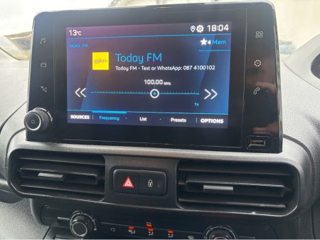 2021 Peugeot Partner - thumbnail 4