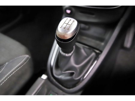 2019 Renault Clio - thumbnail 22