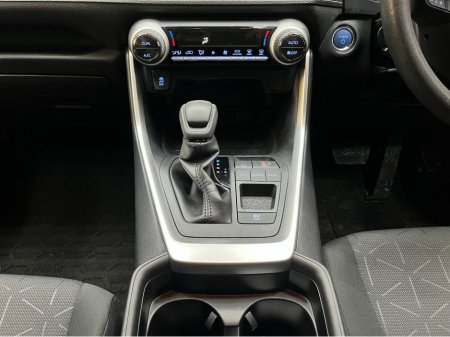 2020 Toyota Rav4 €29950! 2020 TOYOTA RAV4 HYBRID X 2.5 AUTOMATIC / CRUISE CONTROL / REVERSE CAMERA AND MORE €29,950 thumbnail