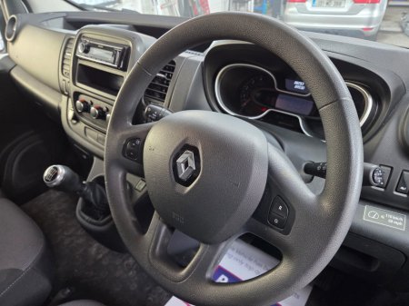 2021 Renault Trafic - thumbnail 2