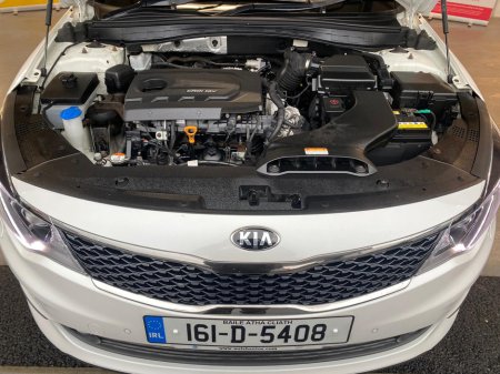2016 Kia Optima - thumbnail 28