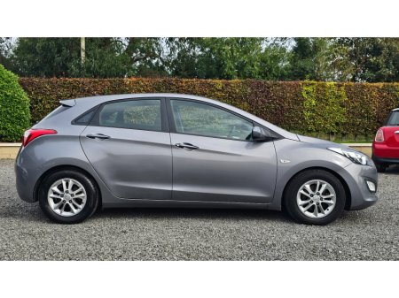 2014 Hyundai i30 ACTIVE BLUE DRIVE 110PS 5DR