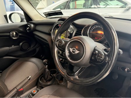 2016 MINI Hatch D XT12 5DR ONE €6,950