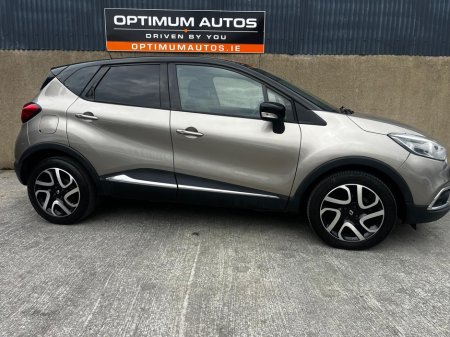 2016 Renault Captur Captur 1.2 petrol auto fully loaded with extras