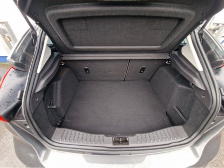 2016 Ford Focus - thumbnail 33