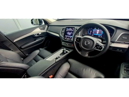 2024 Volvo XC90 - thumbnail 4