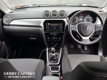 2020 Suzuki Vitara SZT 1.4 Petrol Hybrid Manual - 4 Years Manufacturer Warranty €17,950 thumbnail