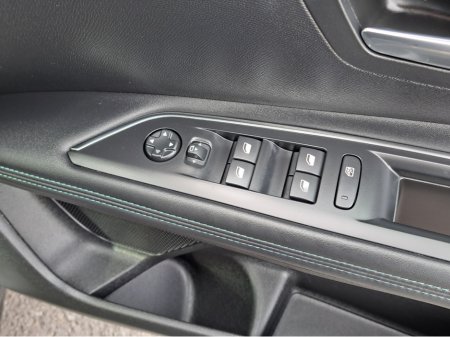 2022 Peugeot 3008 - thumbnail 29