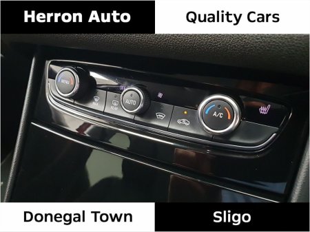 2022 Opel Grandland X SRi 1.2 130 €25,900 thumbnail