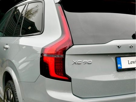2026 Volvo XC90 - thumbnail 14