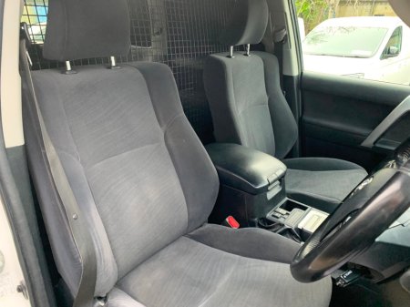 2022 Toyota Landcruiser 2.8 LWB AUTO COMMERCIAL // PRICE EXCL. VAT // GREAT CONDITION // 09/26 CVRT // ONE OWNER // FULL SERVICE HISTORY // €32,479 thumbnail