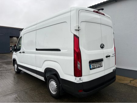 2025 Maxus Deliver 9 PV LH FWD LWB MR €26,950 thumbnail
