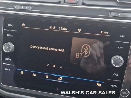 2021 Volkswagen Tiguan - thumbnail 22