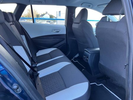 2022 Toyota Corolla SOL TOURING 1.8 HYBRID // FULL SERVICE HISTORY // ADAPTIVE CRUISE CONTROL // DIGITAL CLUSTER €24,750 thumbnail