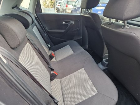 2014 Volkswagen Polo - thumbnail 16
