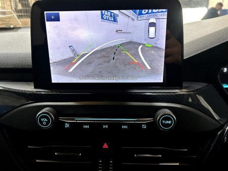 2022 Ford Focus - thumbnail 11