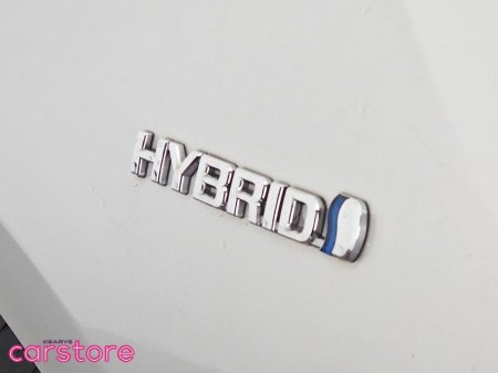 2017 Toyota Prius - thumbnail 17