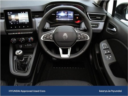 2025 Renault Clio - thumbnail 17