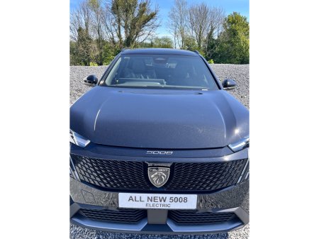 2025 Peugeot 5008 BEV 73kwh 210hp GT