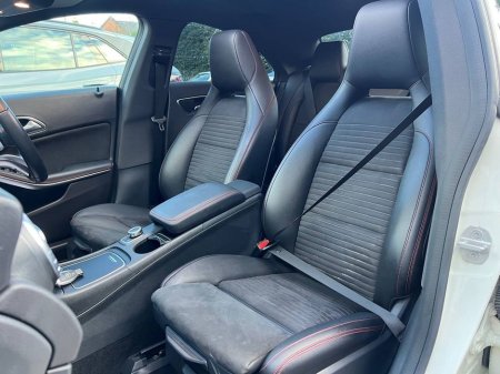 2018 Mercedes-Benz CLA Class AMG-LINE 1.6 AUTO // HIGH SPEC // OPENING PAN ROOF // AMG POWERED HEATED SEATS // 18" AMG ALLOYS €24,950 thumbnail