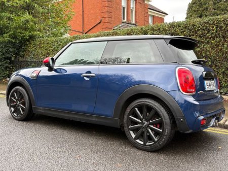 2015 MINI Hatch 2.0 S - MASSIVE SERVICE HISTORY €14,950 thumbnail