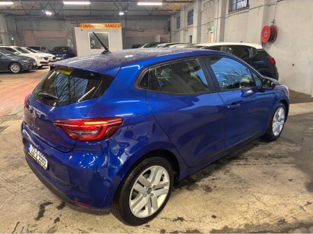 2022 Renault Clio DYNAMIQUE TCE 90 MY21.5 5 5DR €13,999 thumbnail