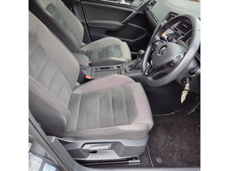 2018 Volkswagen Golf 1.0 TSI 3DR 110HP Highline €19,999 thumbnail