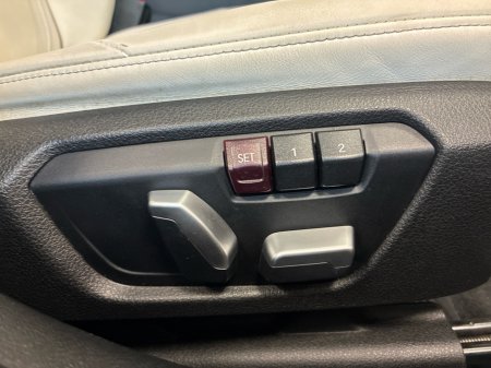 2017 BMW 3 Series 2.0L Petrol Plug-In Hybrid Automatic  *Celebration Edition 002/100 Manufactured* €21,950 thumbnail