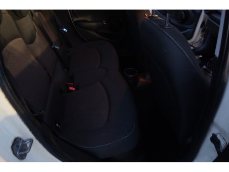 2015 MINI Hatch - thumbnail 20