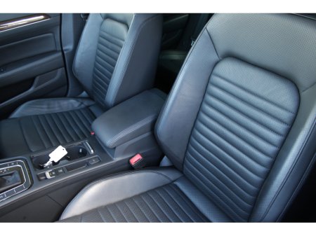 2018 Volkswagen Passat - thumbnail 24