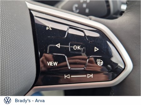 2025 Volkswagen ID.4 PRO PLUS 77KWH 286HP €42,950 thumbnail