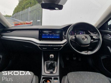 2022 Skoda Octavia - thumbnail 2