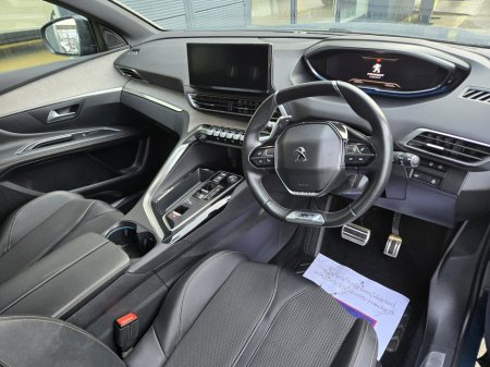 2024 Peugeot 3008 1.5 BlueHDi 130bhp Auto 6.4 GT €33,950 thumbnail