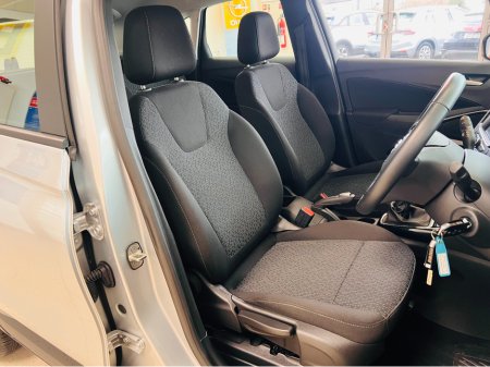 2024 Opel Crossland X 2024 DIESEL High Spec Best Value Front & Rear Park Assist Rear View Camera Apple Car Play www.bolands.ie Est.1955 €21,950 thumbnail