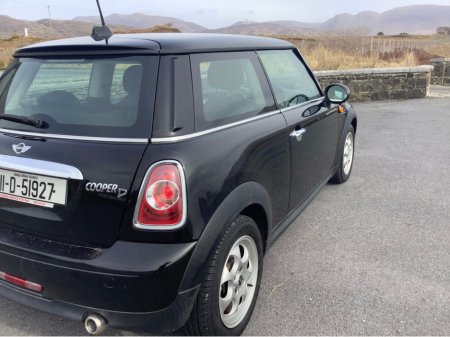 2011 MINI Hatch - thumbnail 13