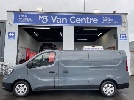 2023 Renault Trafic - thumbnail 2