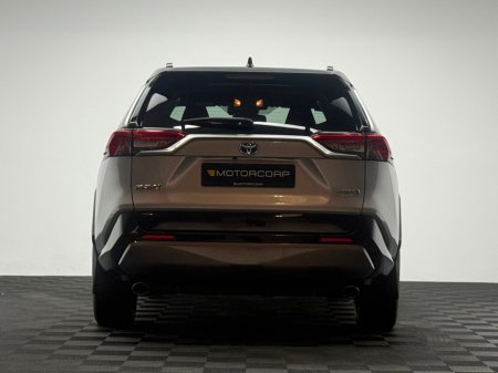 2022 Toyota Rav4 RAV4 HYBRID SPORT €41,990 thumbnail