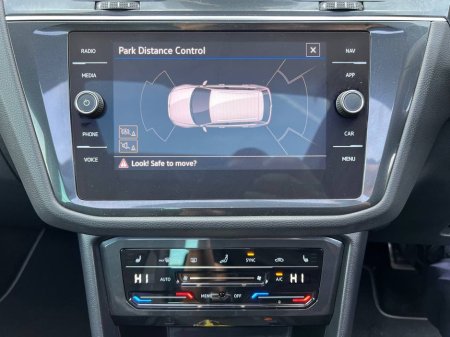 2023 Volkswagen Tiguan - thumbnail 8