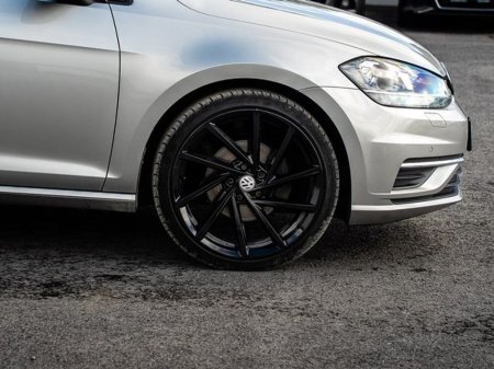 2018 Volkswagen Golf - photo 3