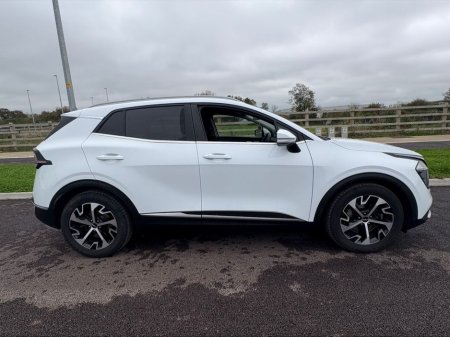 2023 Kia Sportage - thumbnail 2