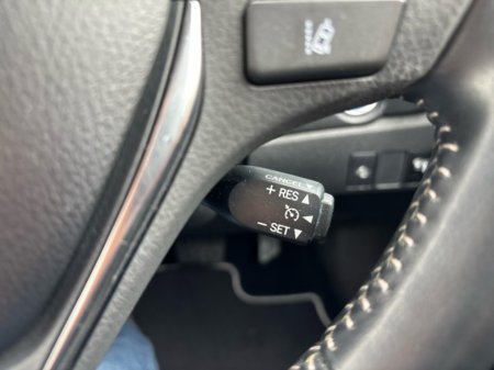 2018 Toyota Auris - thumbnail 14