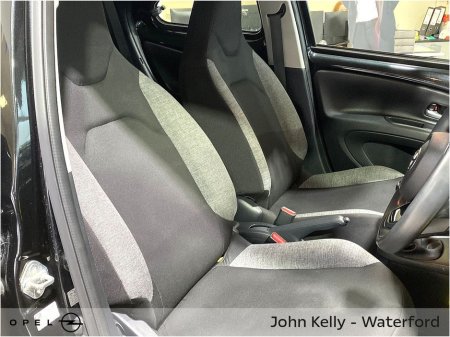 2023 Toyota Aygo X - thumbnail 7